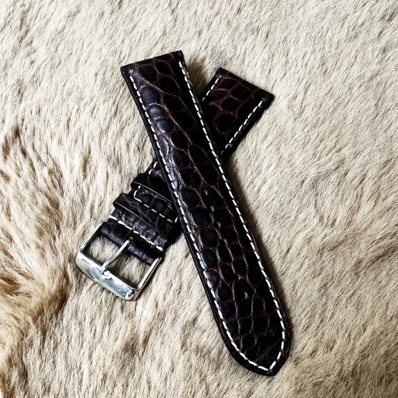 Vega 24MM Leather Crocodile Grain Watch Strap- Stylish and Versatile